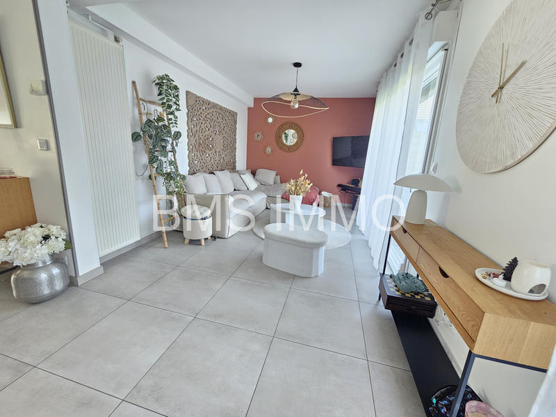 Maison - 107 m² - 5 pièces