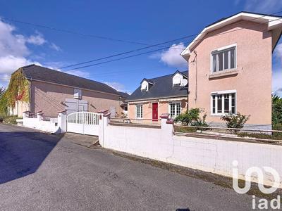 Maison - 161 m² - 6 pièces