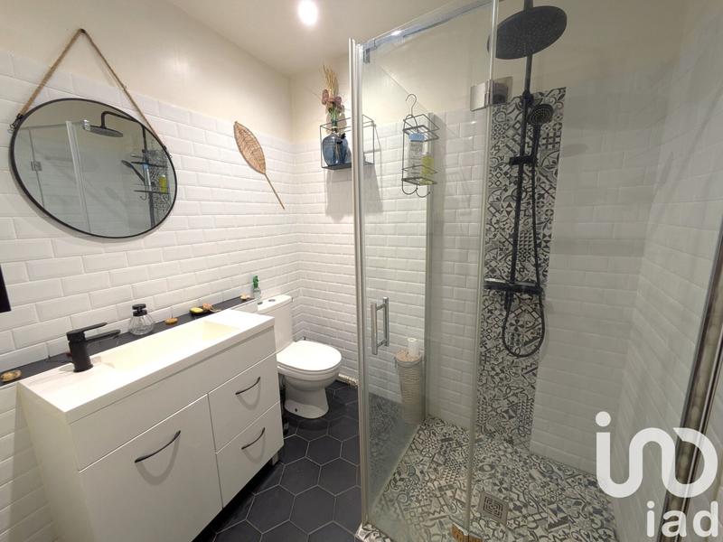 Maison - 235 m² - 10 pièces