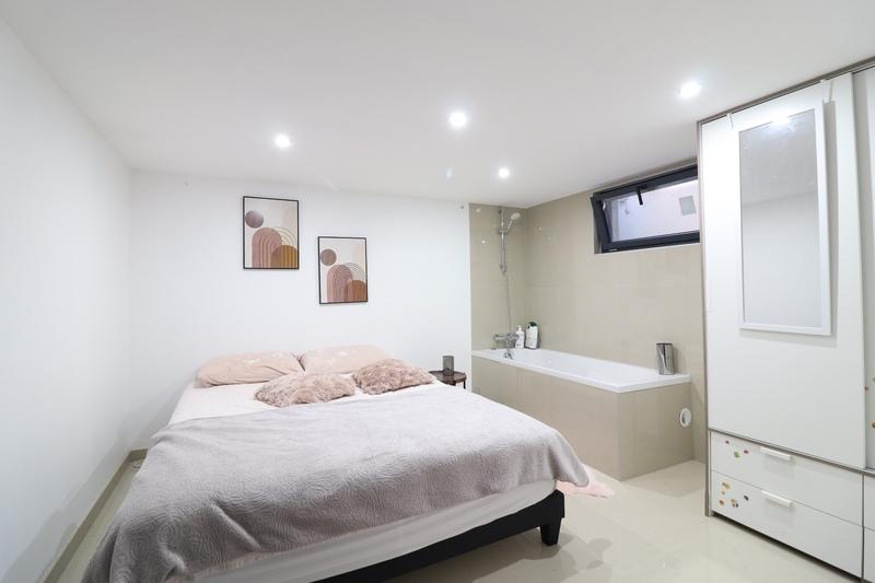 Maison - 187 m² - 4 pièces