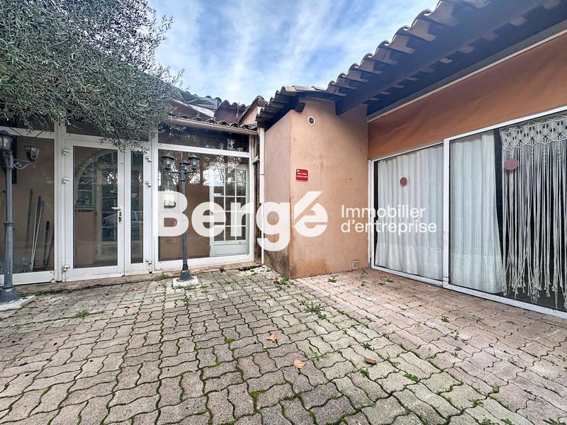 Local commercial - 478 m²