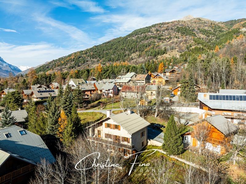 Maison - 314 m² - 12 pièces