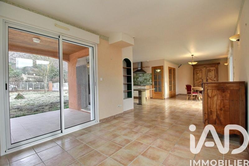 Maison - 171 m² - 5 pièces