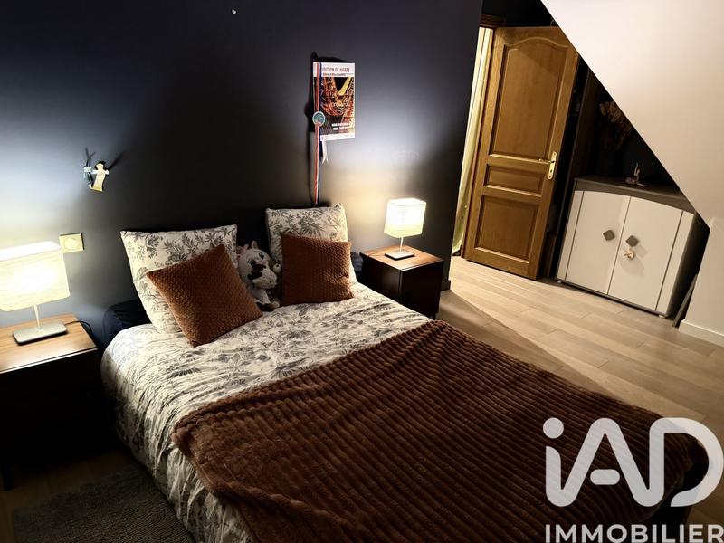 Maison - 280 m² - 7 pièces