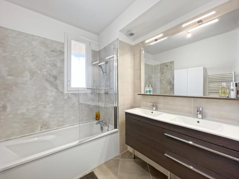 Appartement - 86 m² - 3 pièces