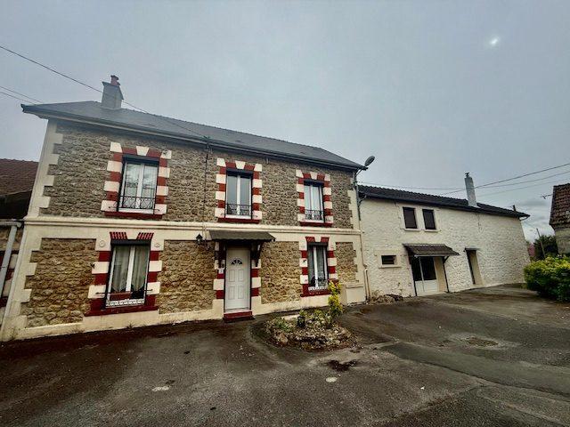 Maison ancienne - 317 m² - 10 pièces