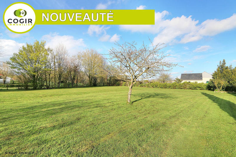 Terrain - 700 m²