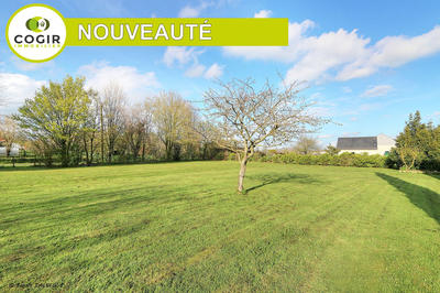 Terrain - 700 m²