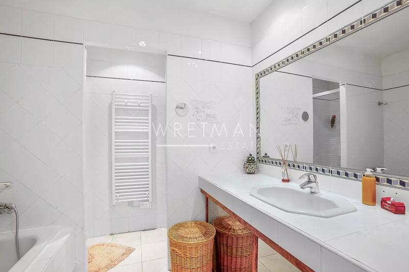 Maison - 152 m² - 6 pièces