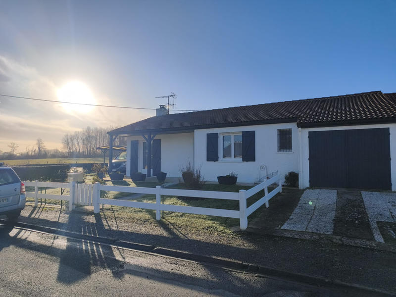 Maison - 93 m² - 4 pièces