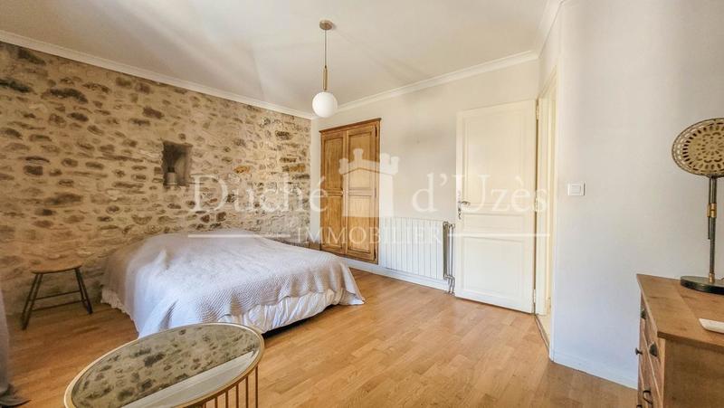 Maison - 195 m² - 9 pièces