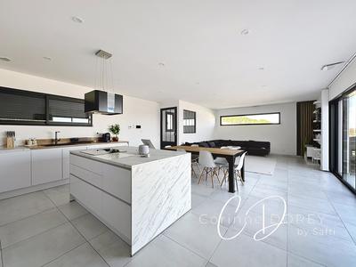 Maison - 116 m² - 4 pièces