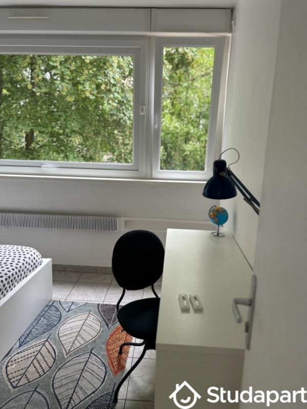 Chambre - 10 m² - 1 pièce