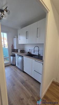 Maison jumelée - 81 m² - 4 pièces