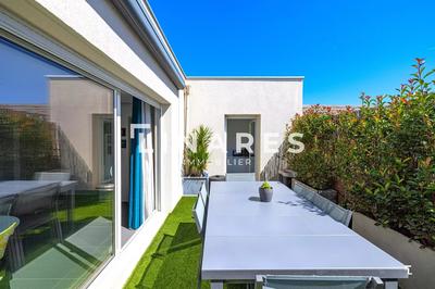 Appartement - 94 m² - 4 pièces