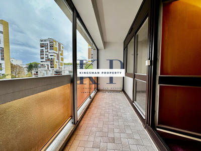 Appartement - 110 m² - 4 pièces