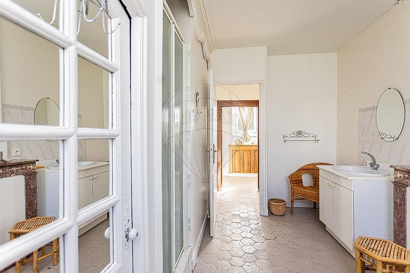 Château - 388 m² - 15 pièces