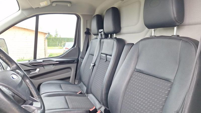 Ford Transit Custom Fourgon Vu 2.0 EcoBlue 185 Bva Sport