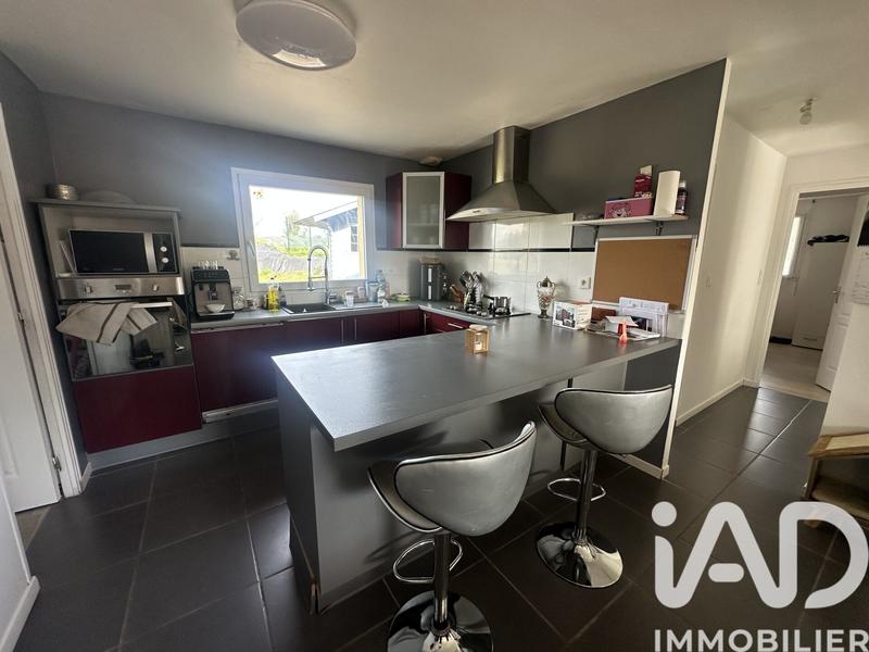 Maison - 121 m² - 7 pièces