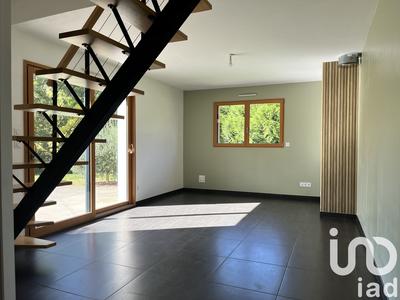 Maison - 107 m² - 5 pièces