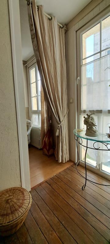 Maison - 184 m² - 9 pièces