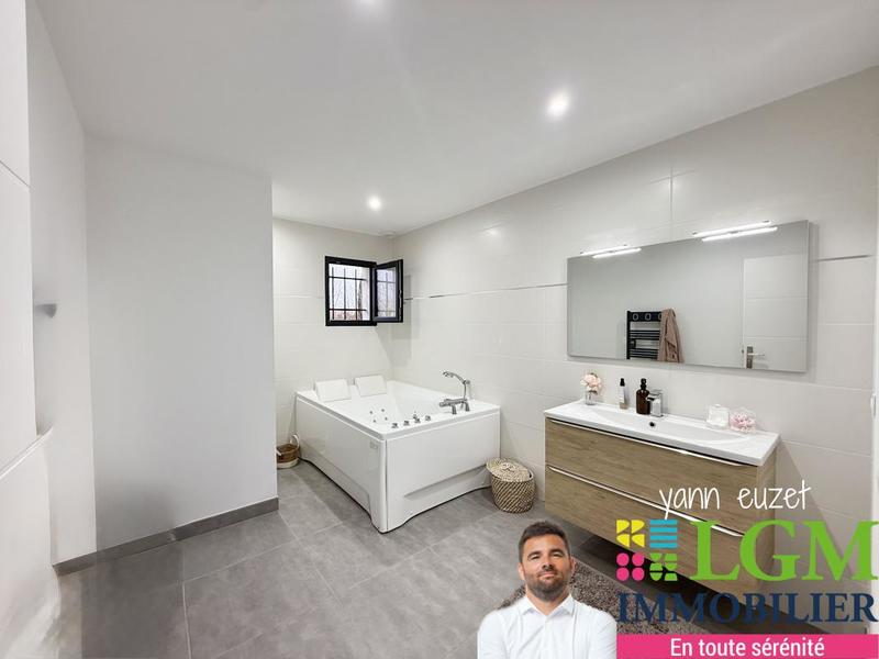 Maison - 170 m² - 7 pièces