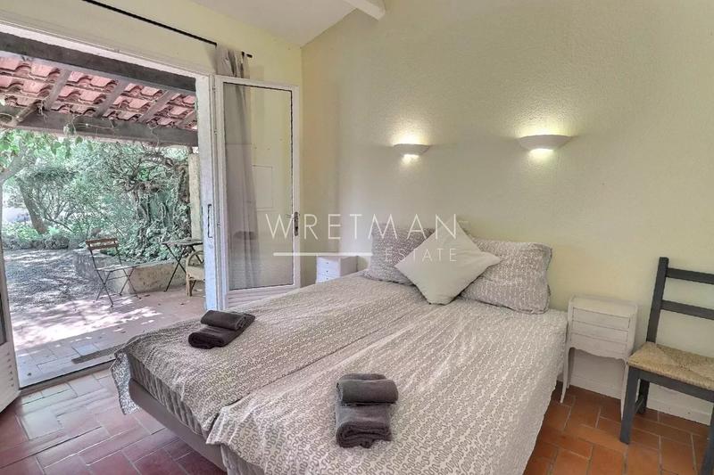 Villa - 230 m² - 8 pièces