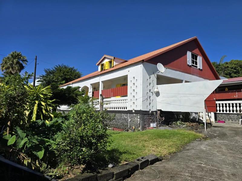 Maison - 160 m² - 7 pièces