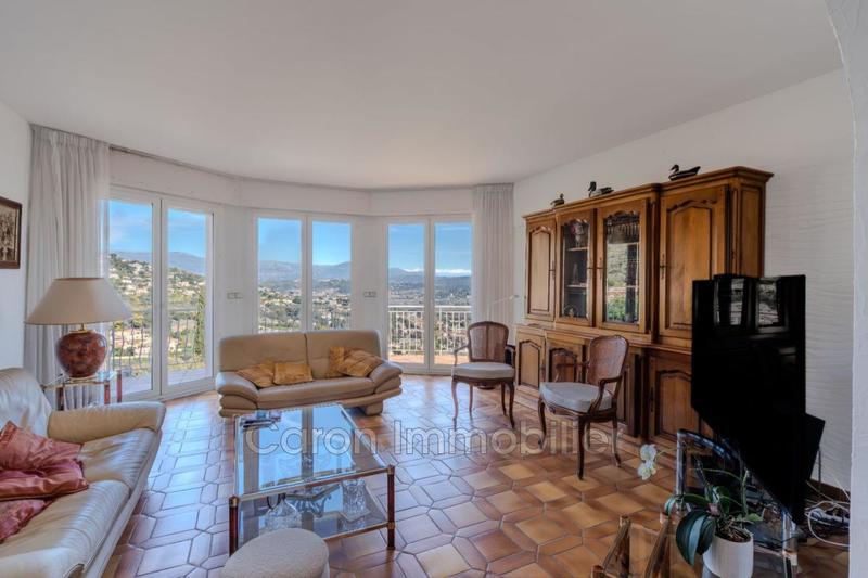 Villa - 182 m² - 8 pièces