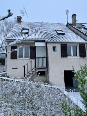 Maison - 106 m² - 4 pièces