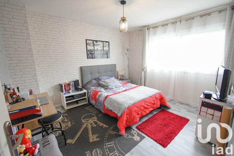 Maison - 97 m² - 5 pièces