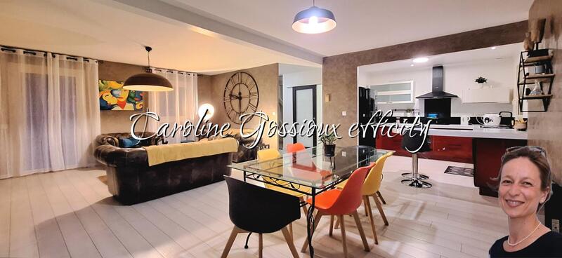 Maison - 220 m² - 12 pièces