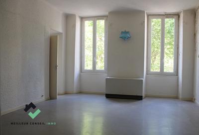 Appartement - 88 m² - 3 pièces