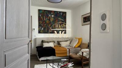 Maison - 203 m² - 6 pièces