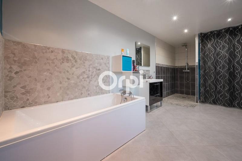 Maison - 139 m² - 5 pièces