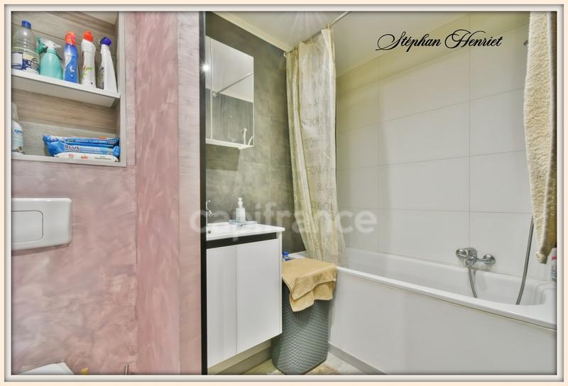 Immeuble - 264 m² - 15 pièces