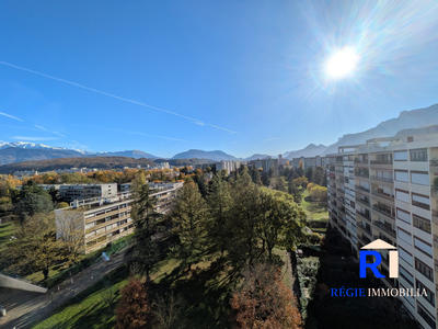 Appartement - 85 m² - 4 pièces