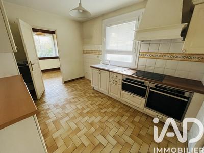 Appartement - 138 m² - 7 pièces
