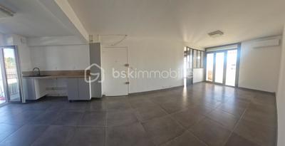 Appartement - 74 m² - 4 pièces