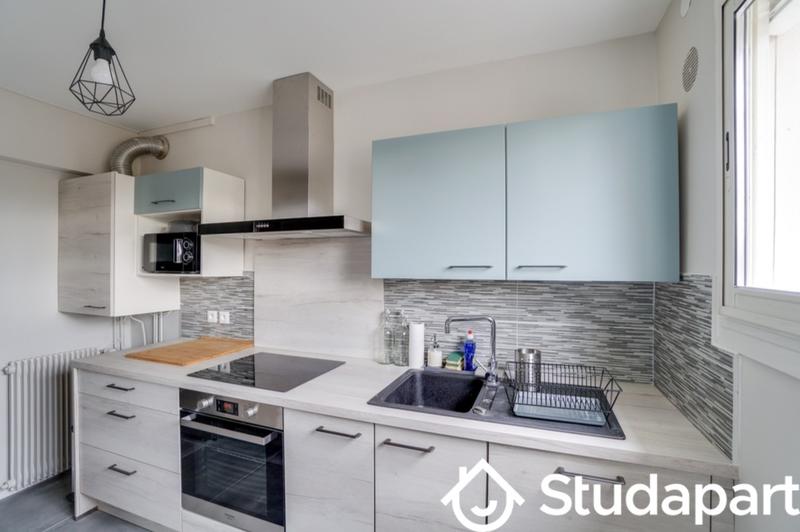 Chambre - 9 m² - 1 pièce