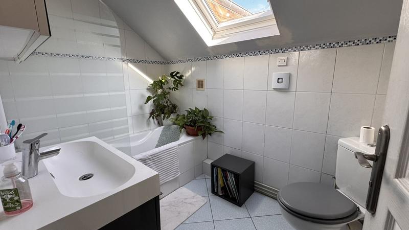 Maison - 121 m² - 5 pièces