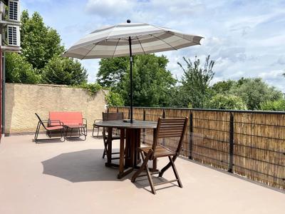 Appartement - 99 m² - 3 pièces