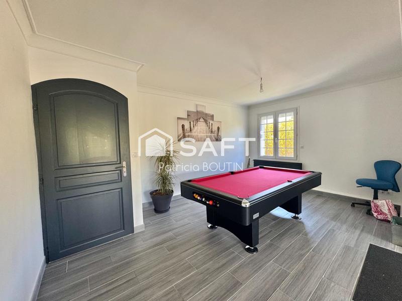 Maison - 182 m² - 7 pièces