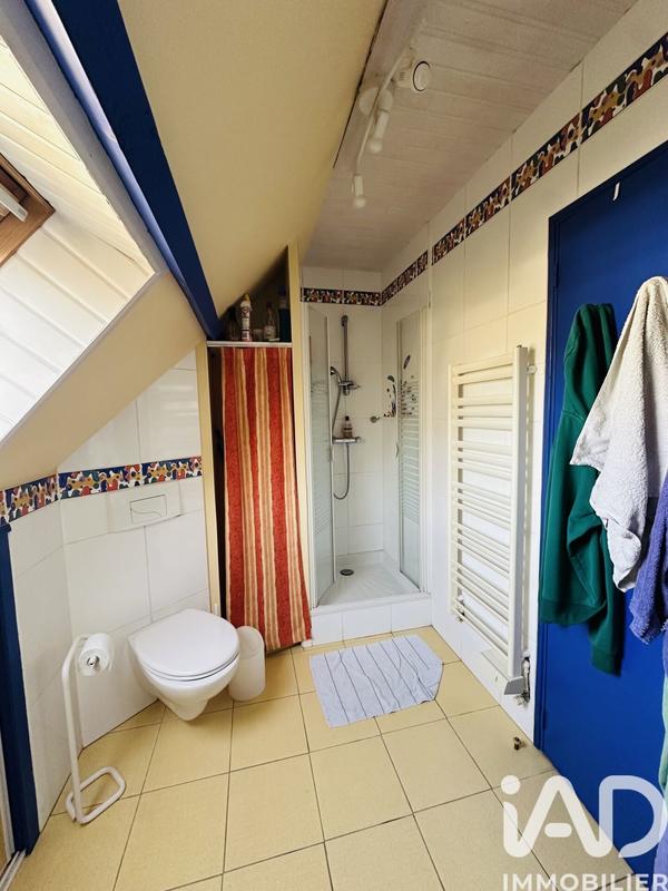 Maison - 167 m² - 9 pièces