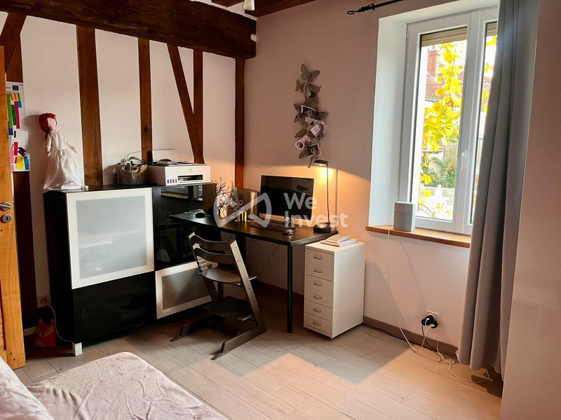 Maison - 180 m² - 8 pièces