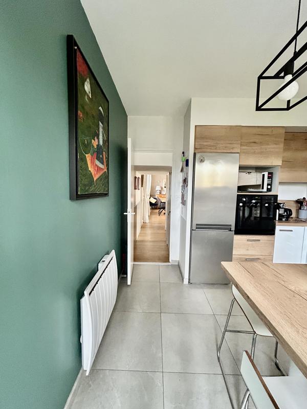 Maison traditionnelle - 170 m² - 8 pièces