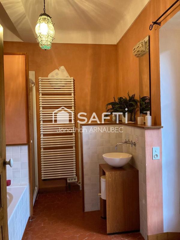 Maison de maîtres - 365 m² - 11 pièces