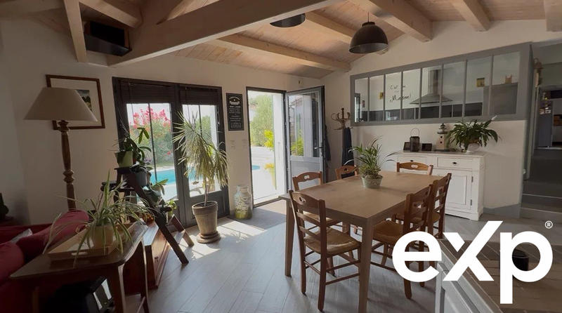 Maison - 120 m² - 6 pièces