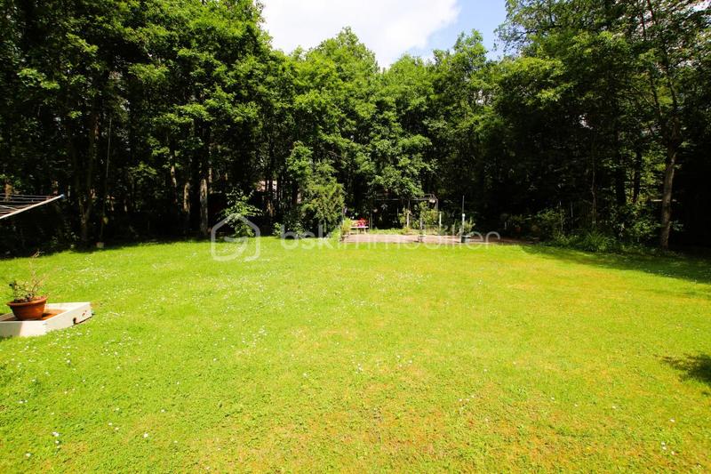 Pavillon - 120 m² - 5 pièces