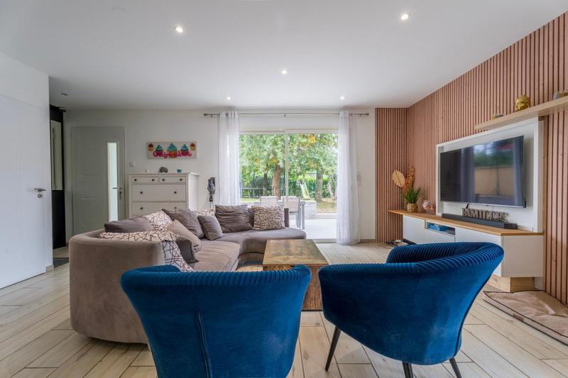 Maison - 104 m² - 5 pièces